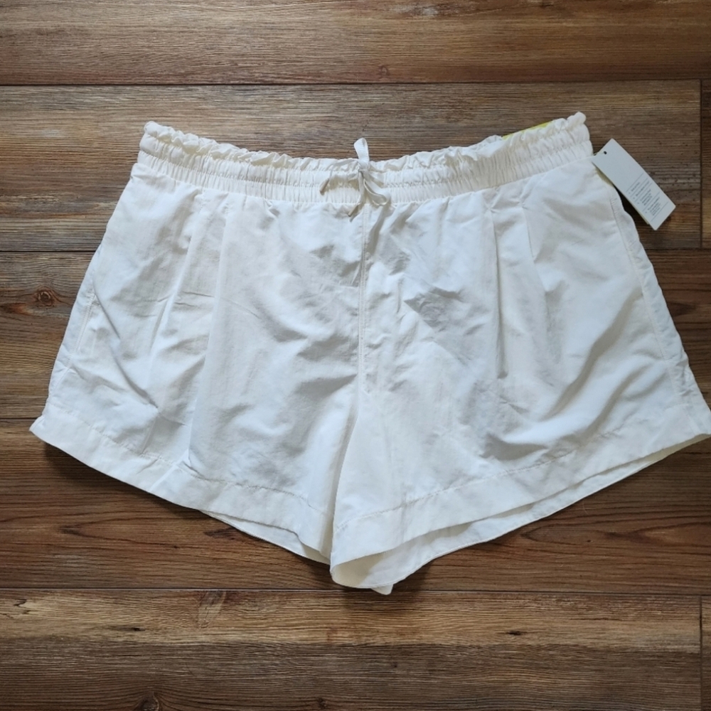 All in Motion Athletic Shorts Womens XXL Cream NEW
